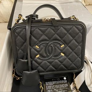 CHANEL Medium Filigree CC Black Vanity Case